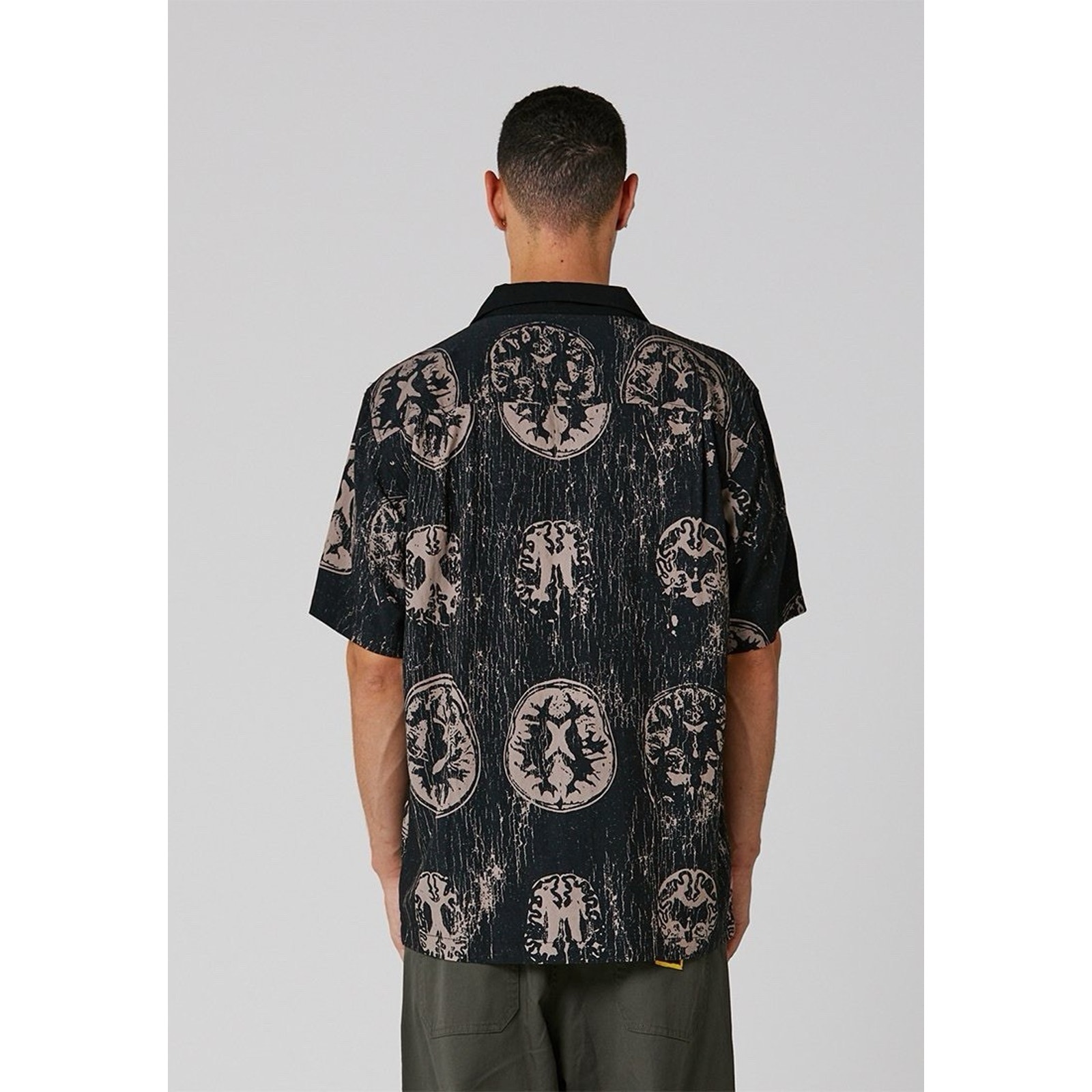 Former Marilyn Brainscan Short Sleeve All Over Print Button Up Sz M Streetwear — image 2 of 8